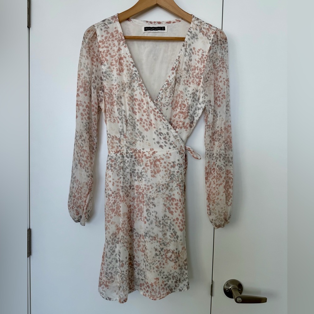 Abercrombie & Fitch Wrap Dress – Size Medium